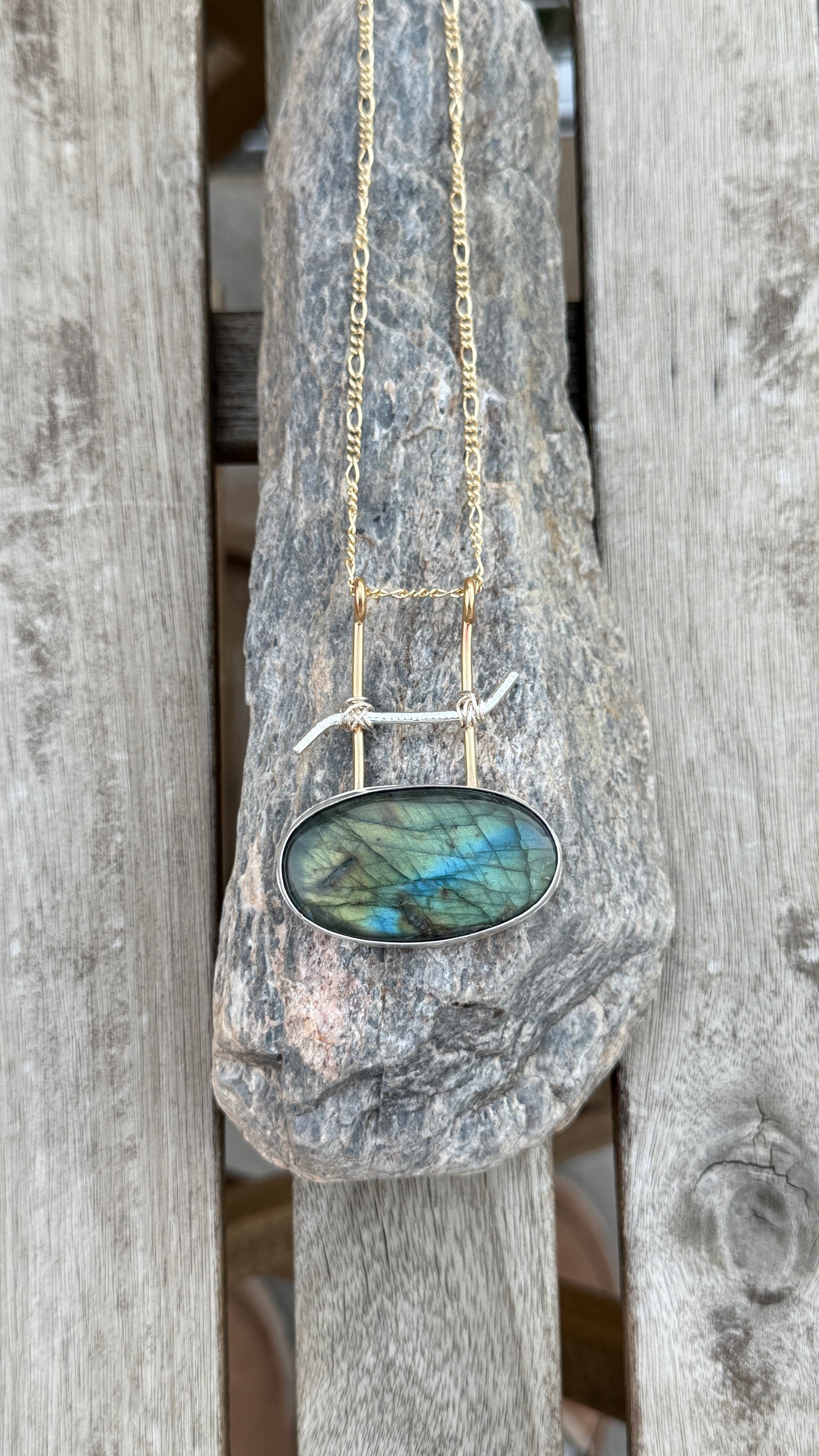 Flashy Labradorite gold and silver necklace