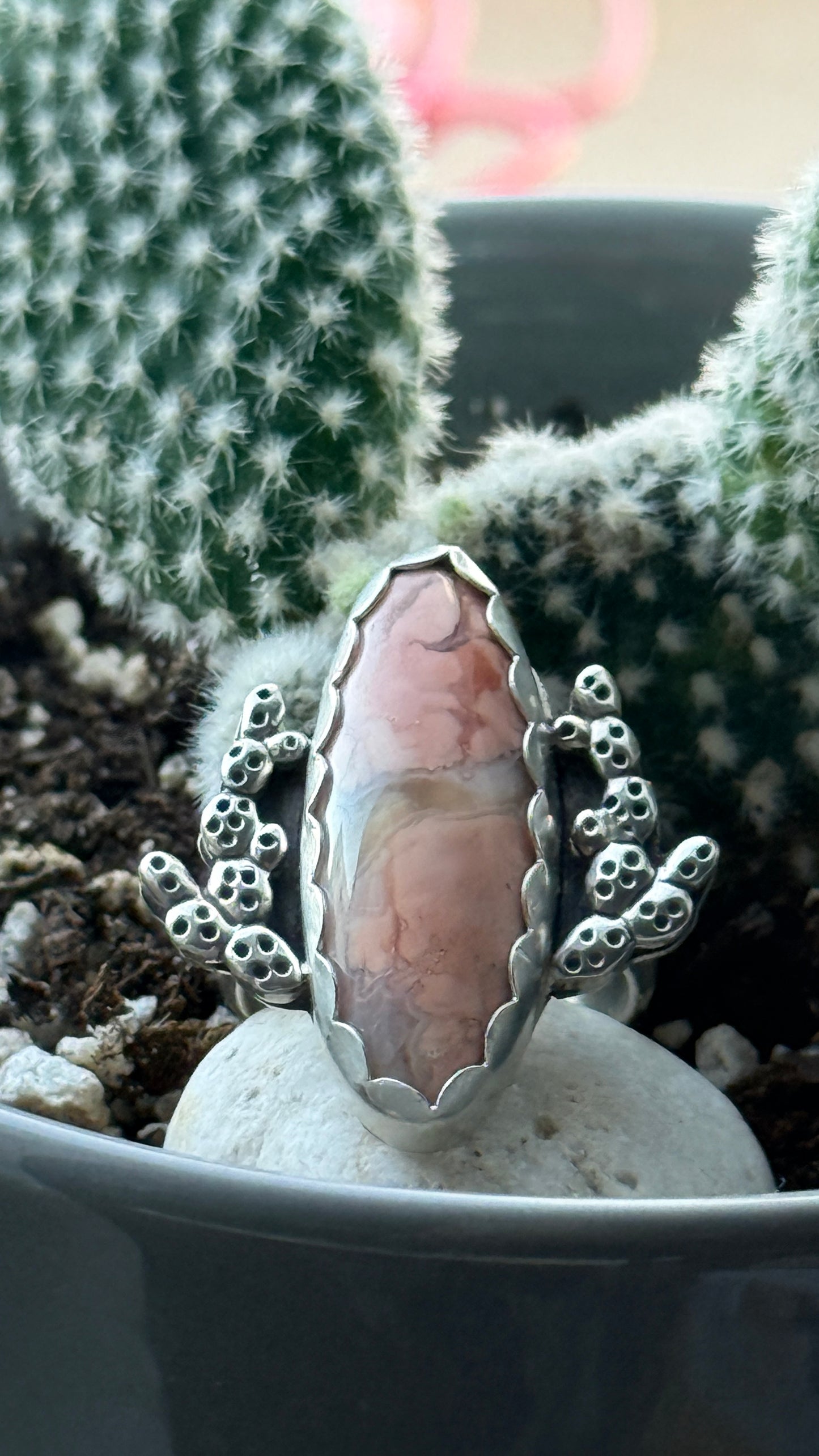 Cotton Candy Agate Sterling Silver Ring adorned with Prickly Pear cactus, Size 9
