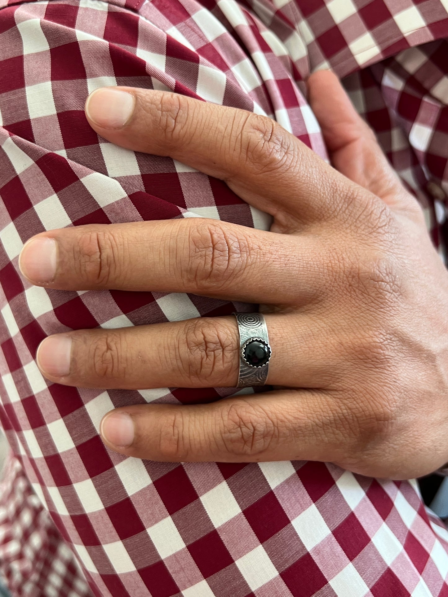 Onyx textured wide band rings: Sterling Silver